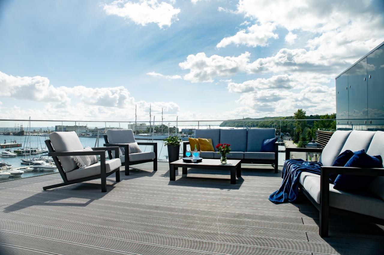 Yacht Park Premium Apartment Sea View กดิเนีย ภายนอก รูปภาพ