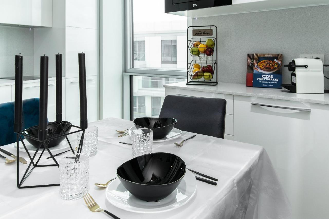 Yacht Park Premium Apartment Sea View กดิเนีย ภายนอก รูปภาพ